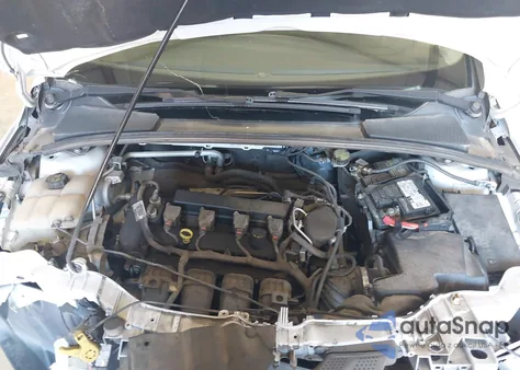 2014 Ford Focus S z USA, uszkodzony, nr VIN 1FADP3E28EL422084